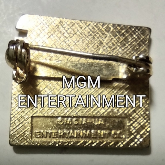 MGM Film Movie Clapper Board Pin Lot of 2 - Picture 8 of 14